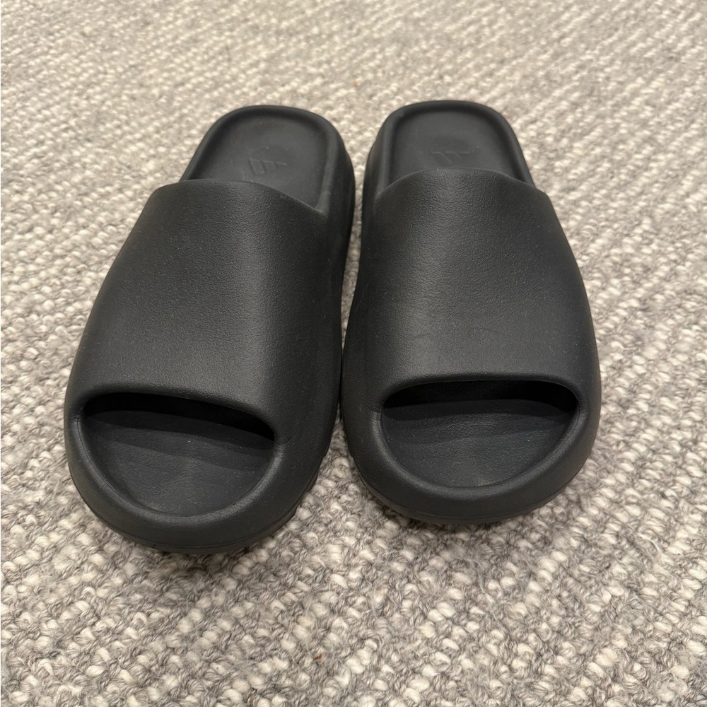 adidas Yeezy Black Slide Sandals